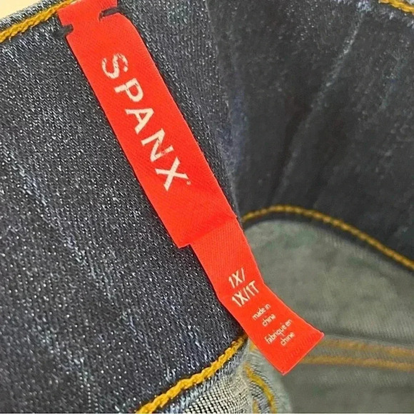 SPANX Flare Jeans Pull On Dark Wash Midnight Blue Plus Size 1X - Picture 13 of 16